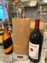 Load image into Gallery viewer, Kraft 1 Bottle Liquor Bag with Handles -250/Bundle  5 1/2&quot; x 3 1/4&quot; x 13
